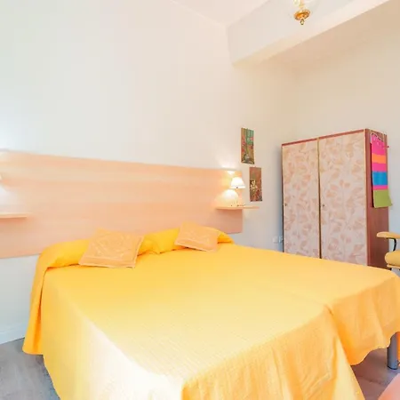 Bed & Breakfast Fortyfourbandb
